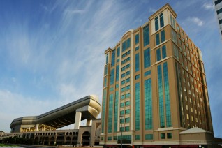 Auris Plaza Hotel Al Barsha 5*