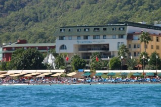  l'Ancora Beach Hotel 4*   