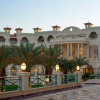 терраса отеля Baron Palace Resort Sahl Hasheesh 5*  (Барон Палас Резорт Сахл Хашиш)