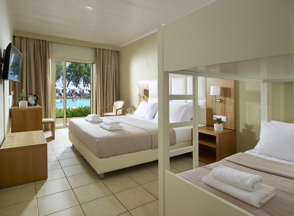 Malia Bay Beach Hotel & Bungalows 4*