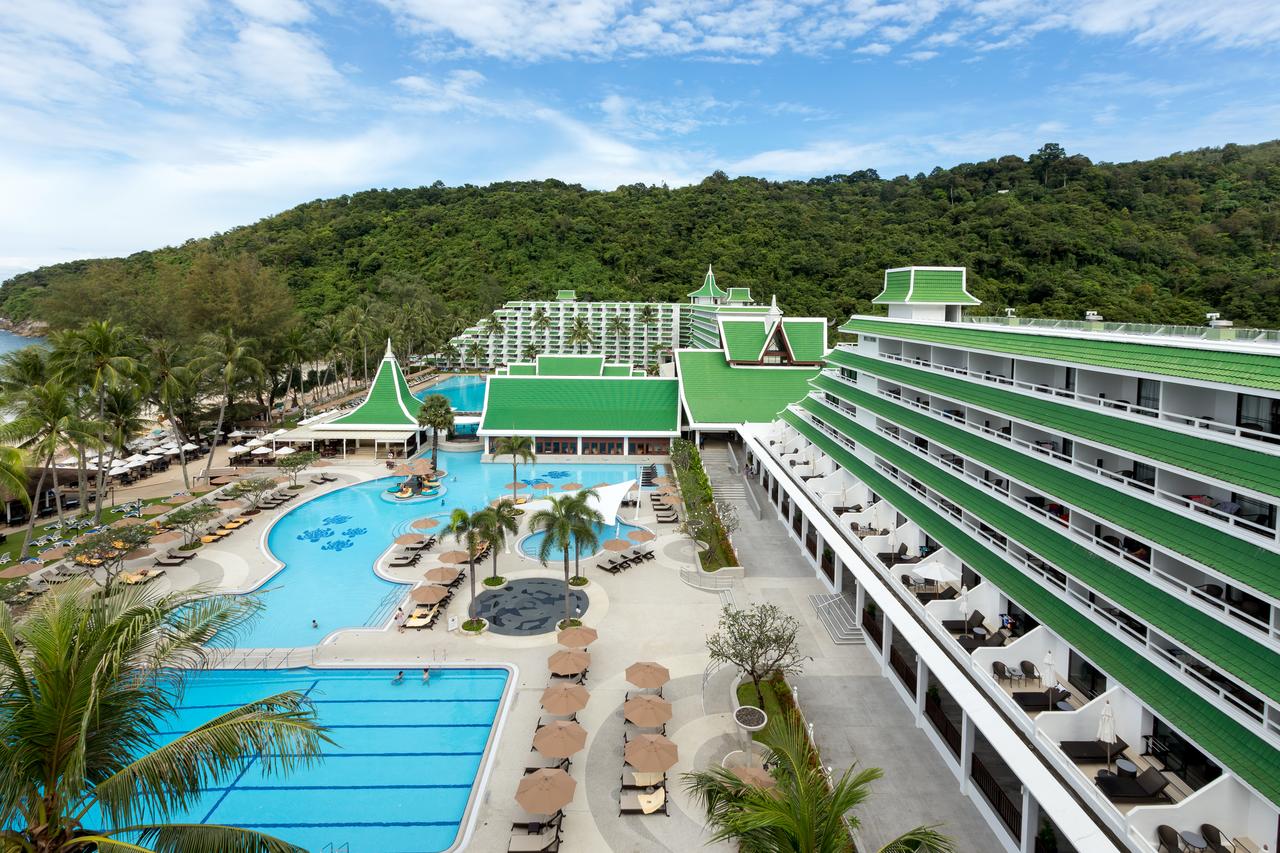 Le Meridien Phuket Beach Resort 5*