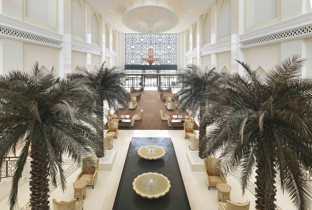 Bab Al Qasr Beach Hotel 5*