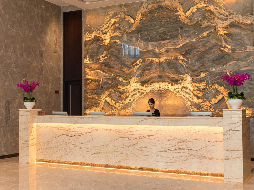 Sanya Dadonghai Hotel 5*