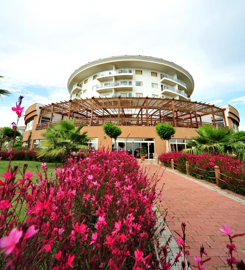 Sea World Resort & Spa 