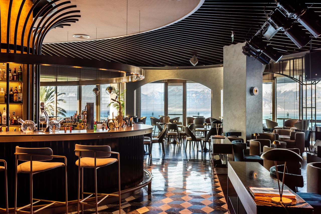 Akra Hotel 5*
