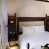   Double Tree By Hilton - Stone Town 4*  (     )
