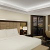   Radisson Blu Dubai Deira Creek 4* 