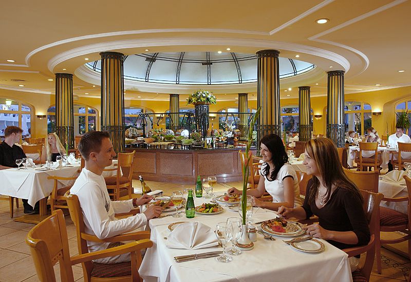 Ресторан шейх меню. Иберотель Палас Шарм-Эль-Шейх. Отель Iberotel Palace Sharm el Sheikh 5. Иберотель Палас 5 Шарм-Эль-Шейх. Шейх Палас ресторан.