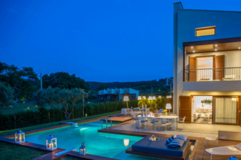 Отель Avaton Luxury Villas Resort 5*   