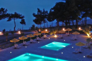 Royal Paradise Beach Resort & Spa 