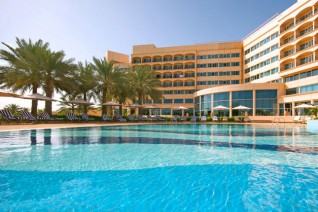 Отель Danat Jebel Dhanna Resort 4*   