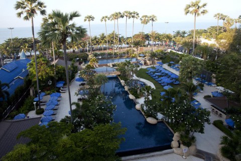 Отель Jomtien Palm Beach 4*  Джомтьен Палм Бич Хотел 