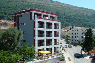 Petrovac Hotel 4*